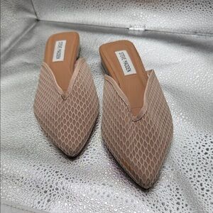 Steve Madden KINDRA Beige Textured Mules